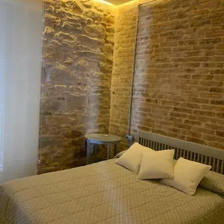 Casa Del Parroco * 拉卡罗利纳